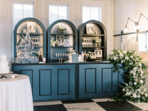 Black Napa Bar