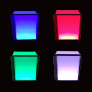 LED Lighted Décor 18″ x 18″ x 18″