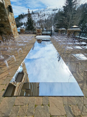 Mirrored Raised Aisle Walkway