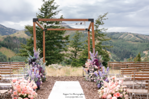 Manchester Brown Arbor